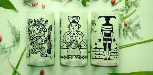 tres vasos con diseño de pueblos originarios del norte, centro y sur de Chile